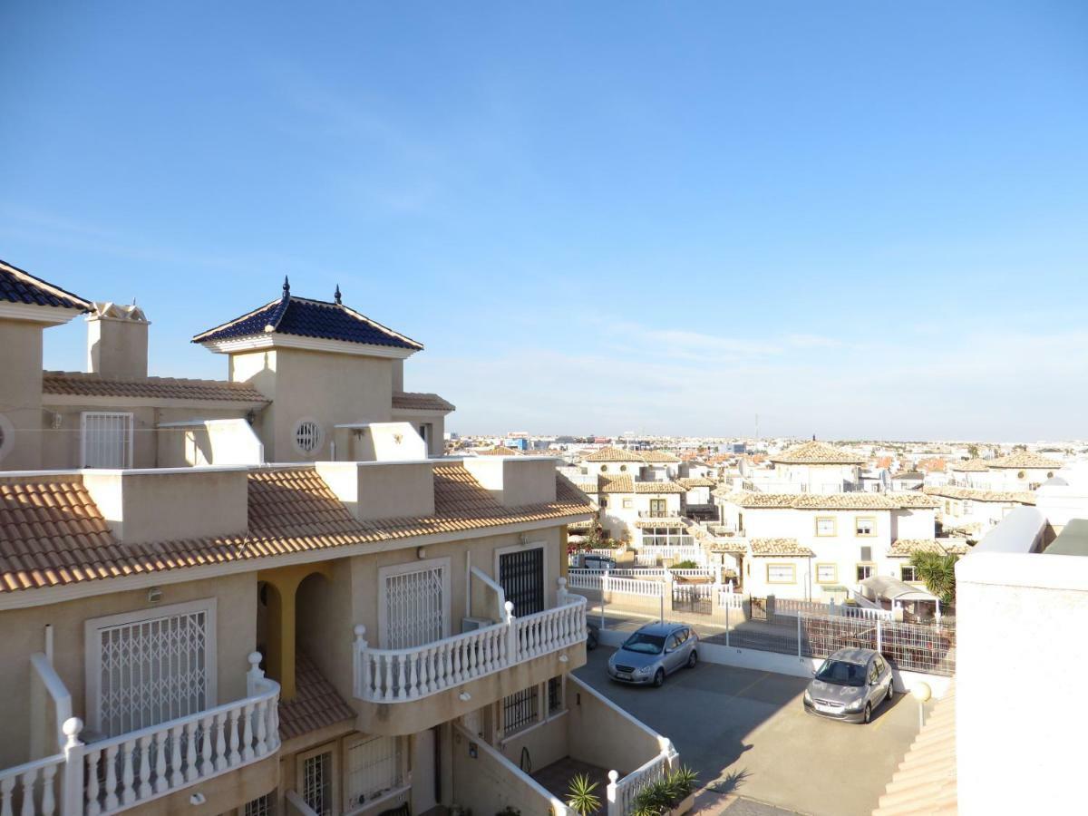 Casa Para Descanso Dehesa de Campoamor  Екстериор снимка